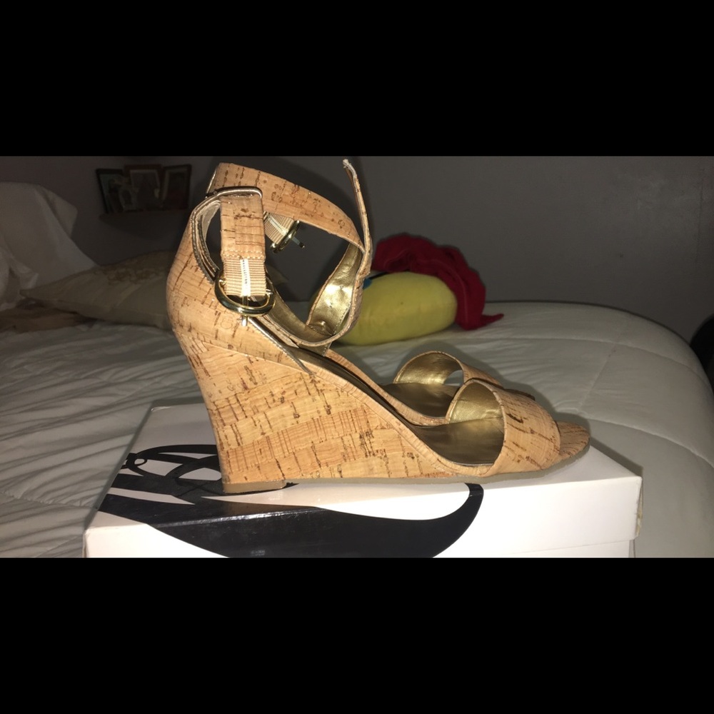 wedges - Picture 2 of 2